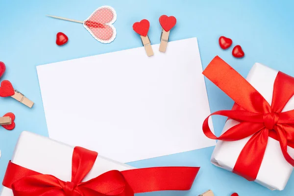 Plantilla Tarjeta Felicitación San Valentín Cajas Regalo Decoración Del Corazón — Foto de Stock