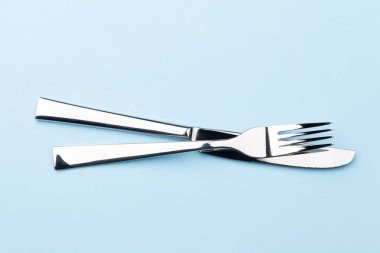 Çatal ve bıçak. Üst görünüm düzlüğü kopyalama alanı ile yatıyordu