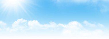 Mavi gökyüzü ve ışık bulutları. Geniş yaz gökyüzü arkaplanı