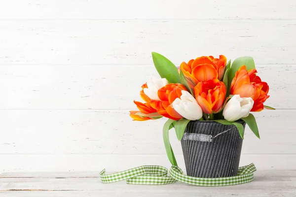 Tulipánová Kytice Šablona Velikonočního Přání Prostorem Pro Vaše Pozdravy — Stock fotografie