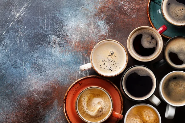 Tante Tazze Caffè Sul Tavolo Pietra Vista Dall Alto Posa — Foto Stock