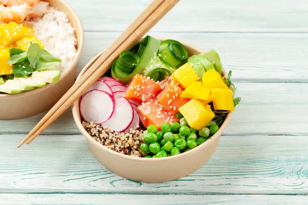 Poke Bowls Shrimps Salmon Avocado Mango Traditional Hawaiian Meal — Stock Photo, Image