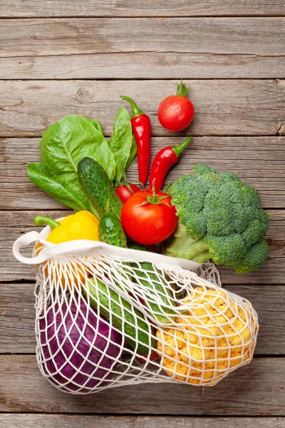 Bolsa Compras Malla Ecológica Con Verduras Frescas Vista Superior Plano — Foto de Stock