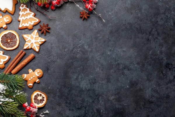 Julkort Med Pepparkakor Och Gran Ovanifrån Platt Låg Med Plats — Stockfoto