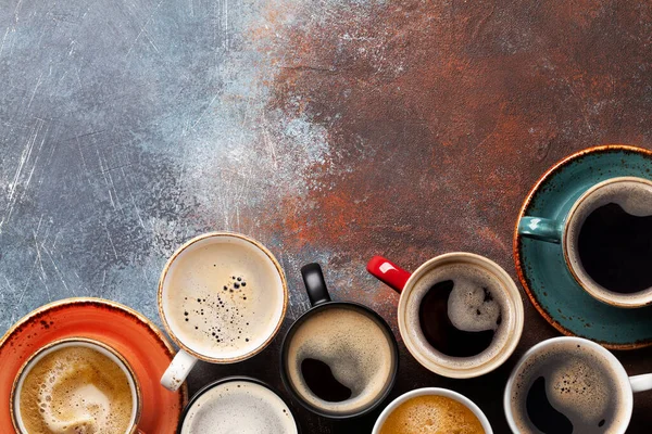 Tante Tazze Caffè Sul Tavolo Pietra Vista Dall Alto Posa — Foto Stock