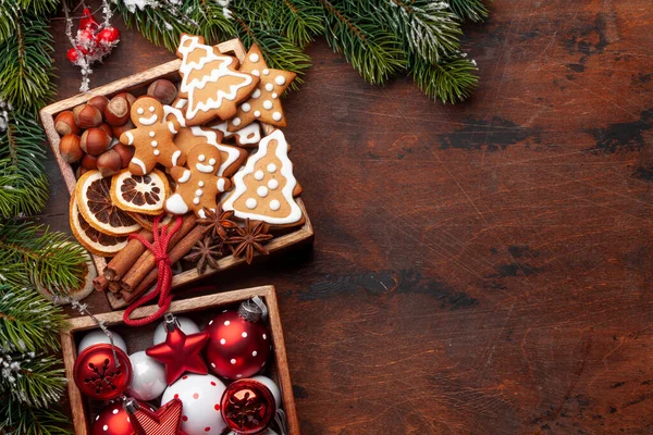 Χριστουγεννιάτικη Κάρτα Διακόσμηση Από Μελόψωμο Μπισκότα Και Μπαχαρικά Πάνω Όψη — Φωτογραφία Αρχείου