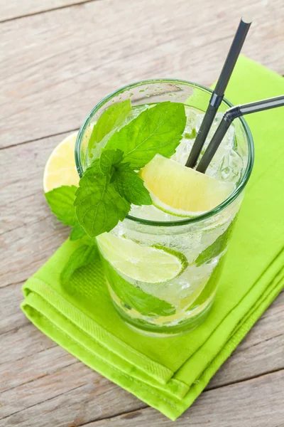 Verse mojito cocktail — Stockfoto