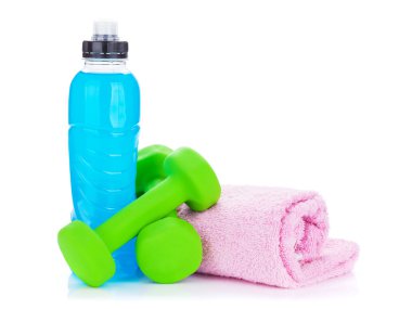 Dumbells, şişe ve havlu