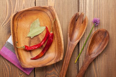 Baharat ve mutfak aletleri