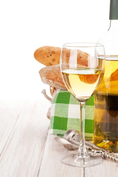 Bílé víno a chléb — Stock fotografie