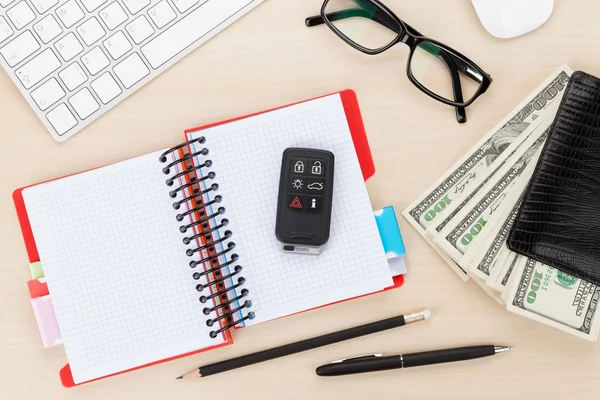 Office table with pc, supplies and money cash — Stock Photo, Image