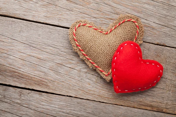 Valentines day background with handmade toy hearts — Stock Photo, Image