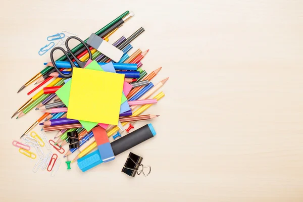 Schul- und Bürobedarf — Stockfoto