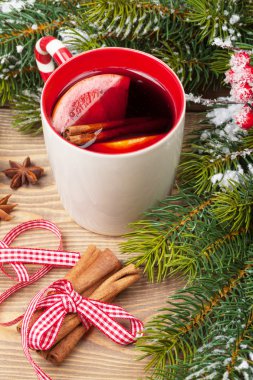 Noel ahşap masa şarap mulled