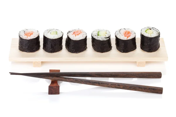 Maki sushi au saumon et concombre — Photo