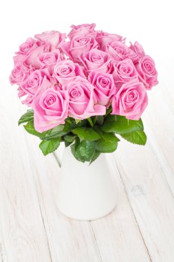 Taze pembe gül buketi