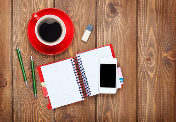 Mesa de escritório, local de trabalho — Fotografia de Stock