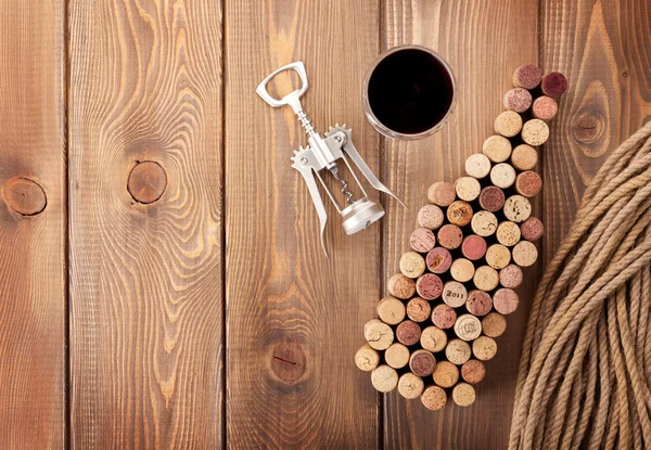 Wine bottle  corks, glass of  wine — Stock Photo, Image