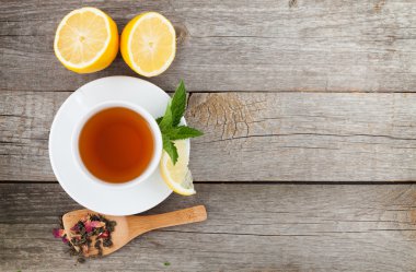 yeşil çay limon ve nane