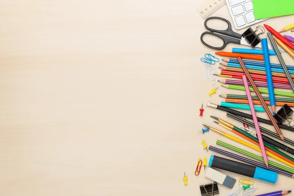 Schul- und Bürobedarf — Stockfoto