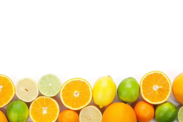 Цитрусові фрукти з фоном — стокове фото