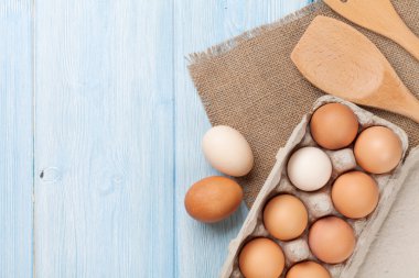 Karton yumurta kutusu.