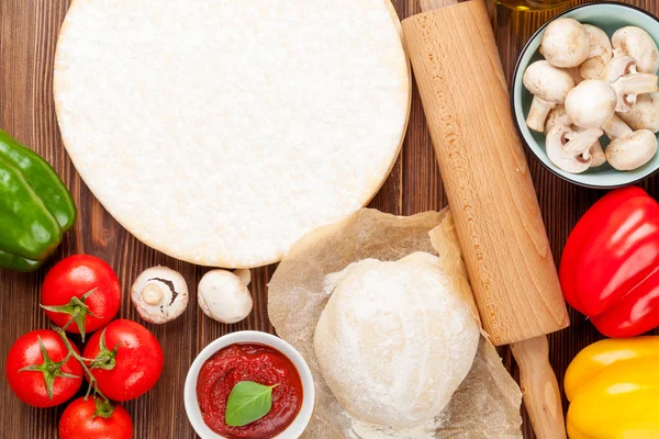 Pizza matlagning ingredienser — Stockfoto