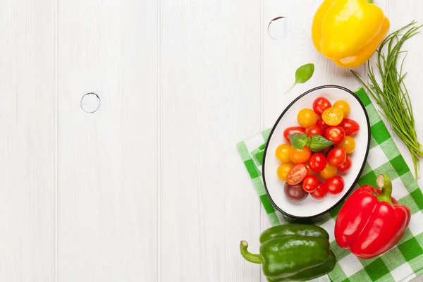 Frisches buntes Gemüse — Stockfoto