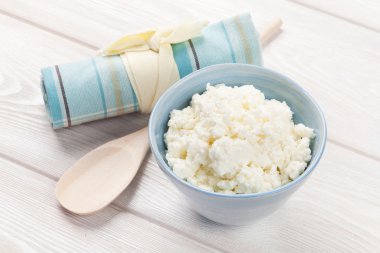 Ev yapımı peynir lor