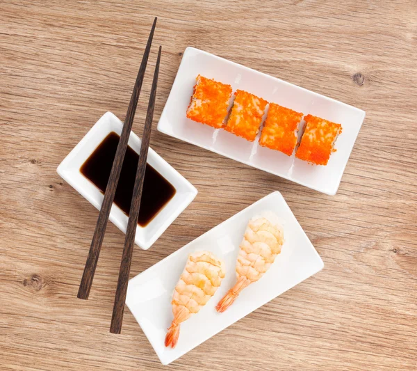 Sushi Maki und Shrimp Sushi — Stockfoto