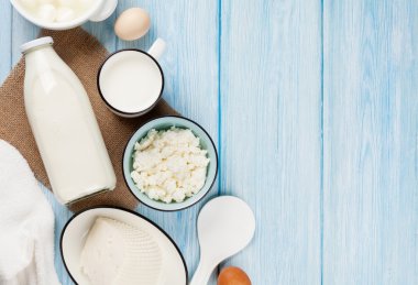 Ekşi krema, süt, peynir, yumurta