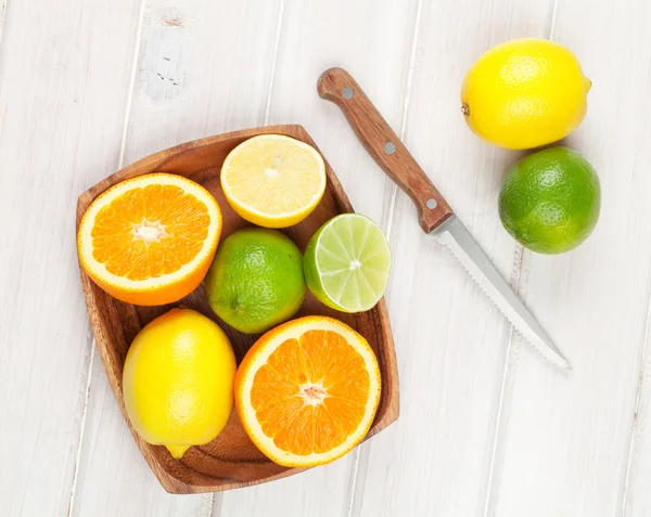 Arance, lime e limoni — Foto Stock