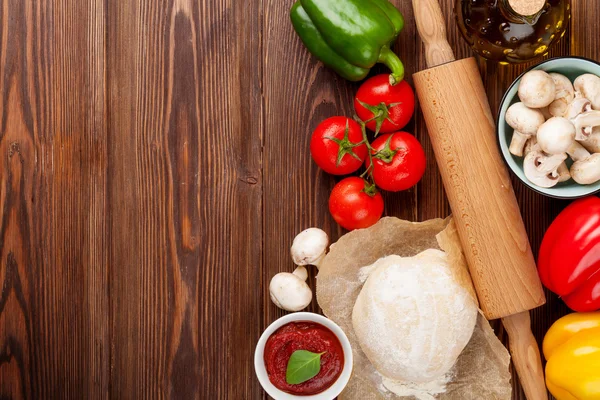 Ingredientes de cozinha pizza — Fotografia de Stock