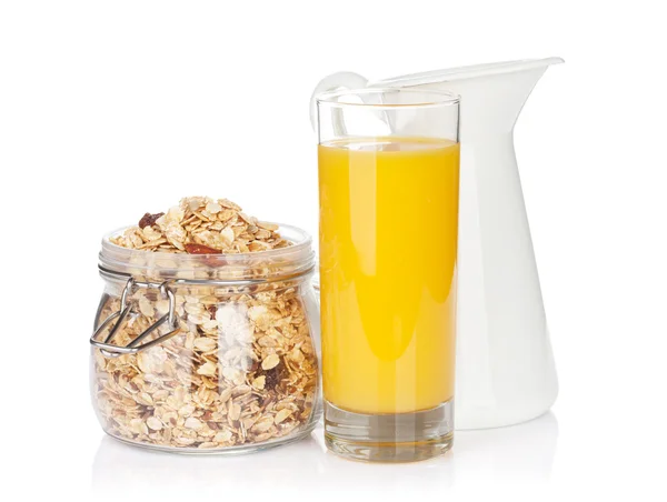 Desayuno con muesli, zumo de naranja y leche — Foto de Stock