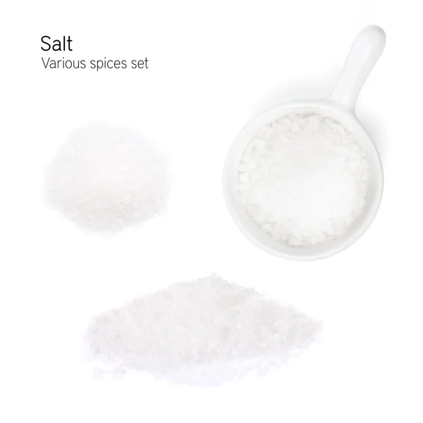 Соль на белом фоне — стоковое фото