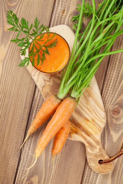 Fresh vegetable smoothie. Carrot juice — Stock Photo, Image