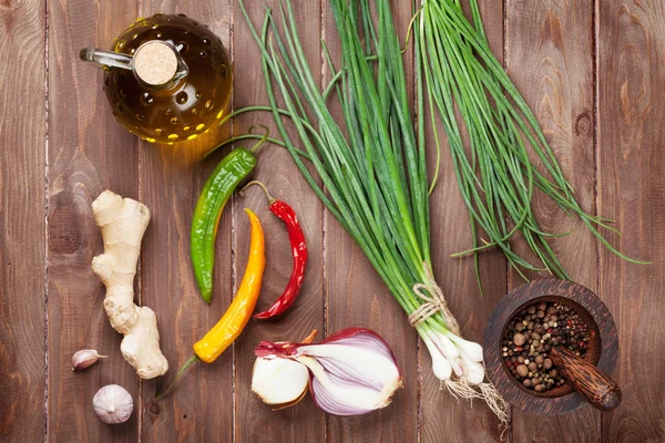 Fresh garden herbs — Stock Photo, Image