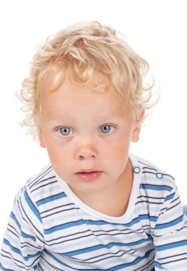 Kıvırcık sarışın bebek