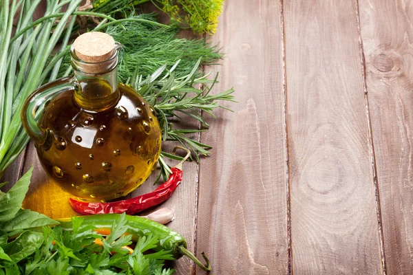 Tanaman segar herbal dan rempah-rempah — Stok Foto