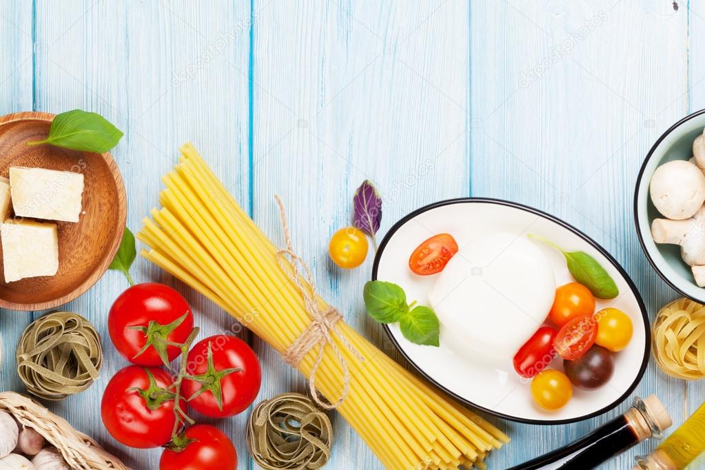 Mozzarella, tomatoes, basil and olive oil