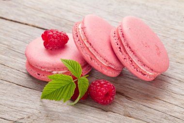 pembe macaron ahududulu kurabiye