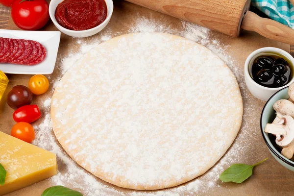 Pizza cooking ingredients — Stock Photo, Image