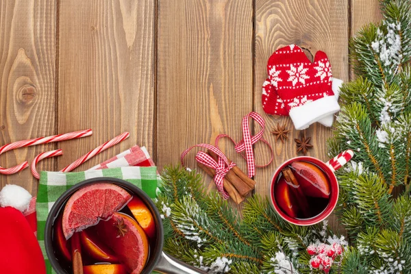 Noel ahşap masa şarap mulled — Stok fotoğraf