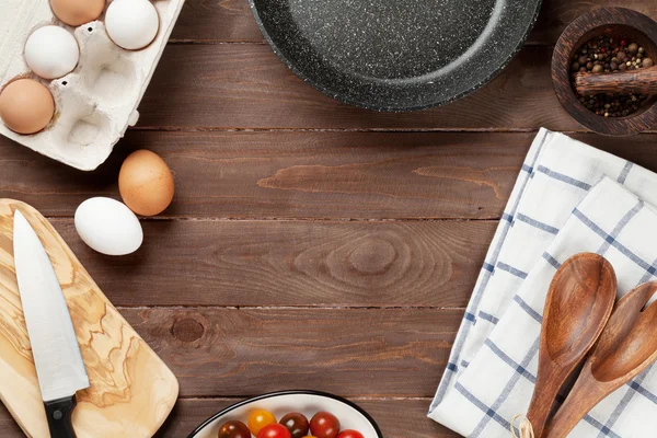 Ingredientes de cozinha e utensílios — Fotografia de Stock