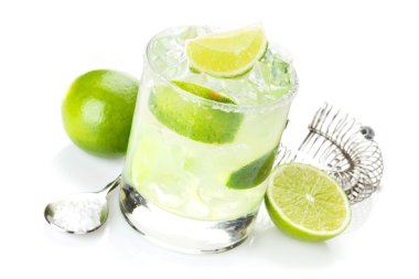 Klasik margarita kokteyl ile tuzlu jant