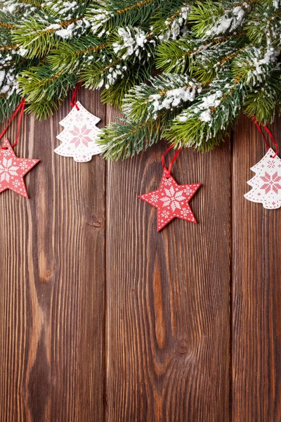 Árbol de Navidad con decoración — Foto de Stock