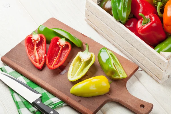 Färska färgglada paprika matlagning — Stockfoto