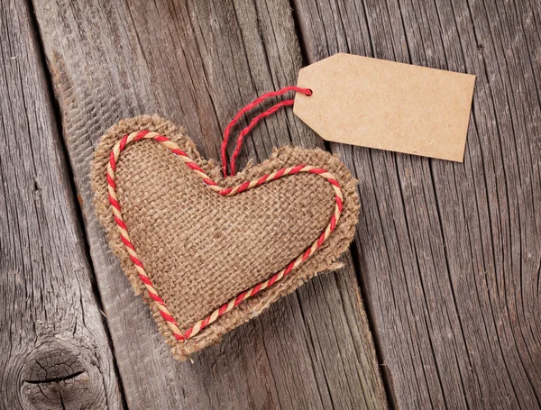Valentinstag Herz auf Holz — Stockfoto