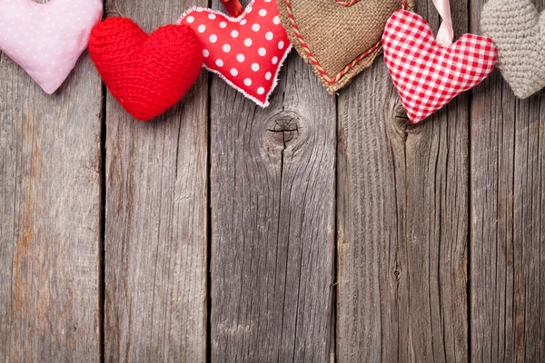 Valentines day hearts on wood — Stock Photo, Image