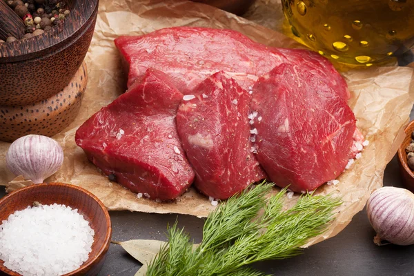 Raw fillet beef steak and spices — Stock Photo, Image